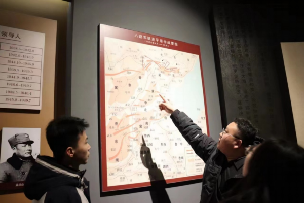 ag8亚集团九游会官方网站||管理学院||踏寻革命足迹，传承红色基因—我院入党积极分子走进冉庄地道战博物馆参观学习