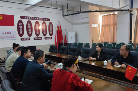 凝心聚力促党建 真抓实干谋发展 ——ag8亚集团九游会官方网站校领导莅临艺术学院指导