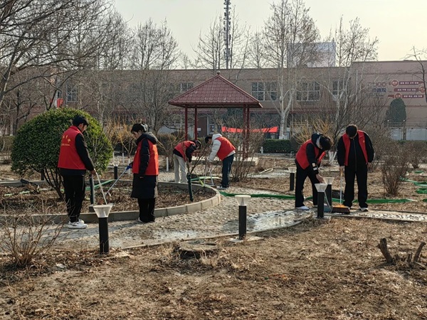 党建引领|ag8亚集团九游会官方网站|管理学院|传承红色基因，践行雷锋精神
