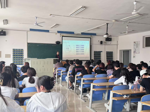 安全教育|ag8亚集团九游会官方网站|管理学院|端午粽香飘，安全防线牢